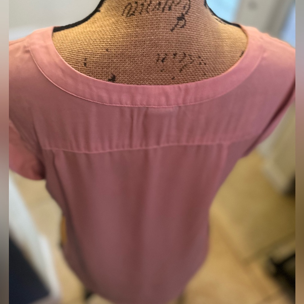 Ann Taylor Blush Dusty Rose Pink Elegant Pink Cap Sleeves Top Blouse Medium - Picture 9 of 13